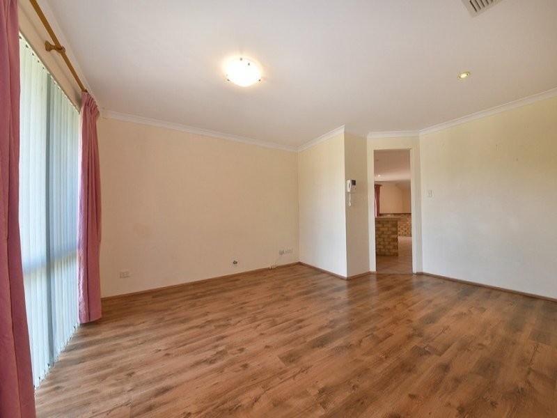 6 Kattamorda Pass, Sinagra WA 6065