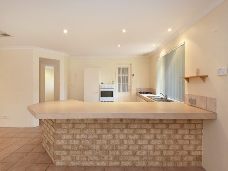 6 Kattamorda Pass, Sinagra WA 6065