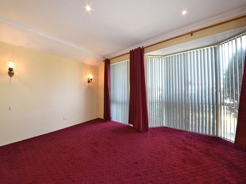 6 Kattamorda Pass, Sinagra WA 6065