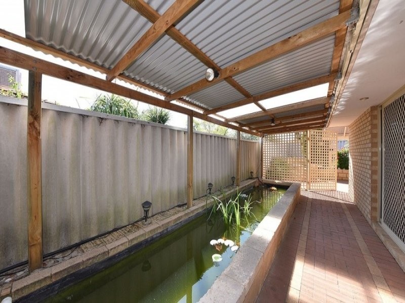 6 Kattamorda Pass, Sinagra WA 6065