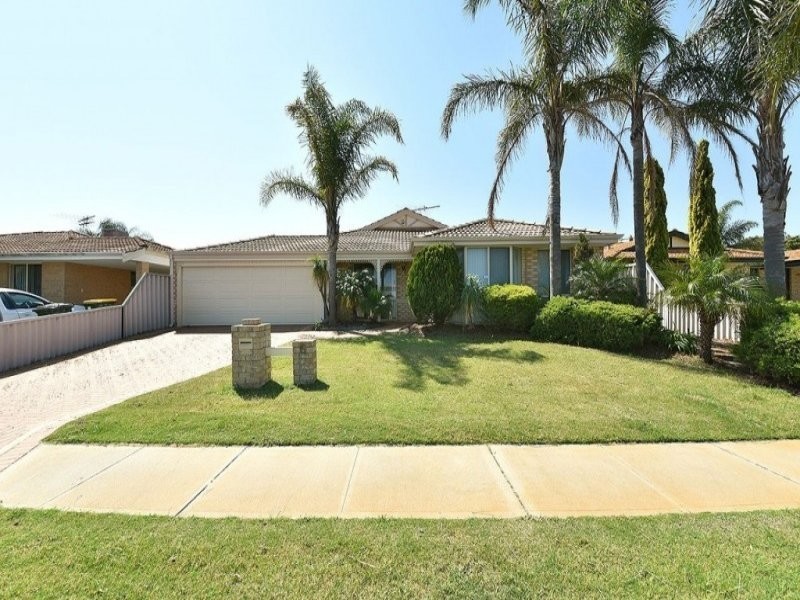 6 Kattamorda Pass, Sinagra WA 6065