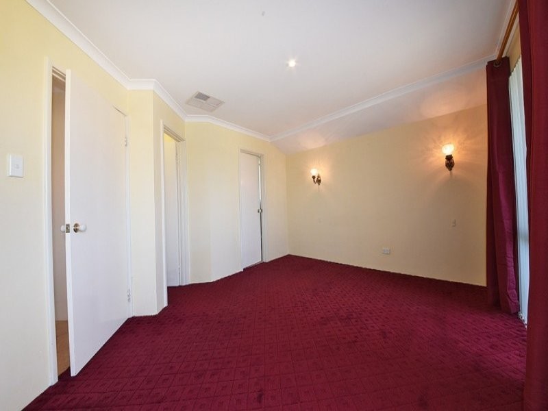 6 Kattamorda Pass, Sinagra WA 6065