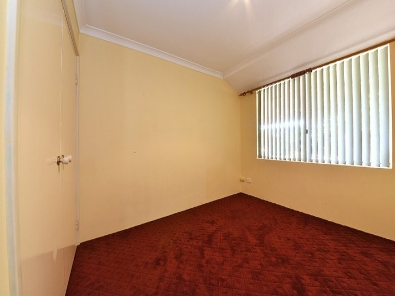 6 Kattamorda Pass, Sinagra WA 6065