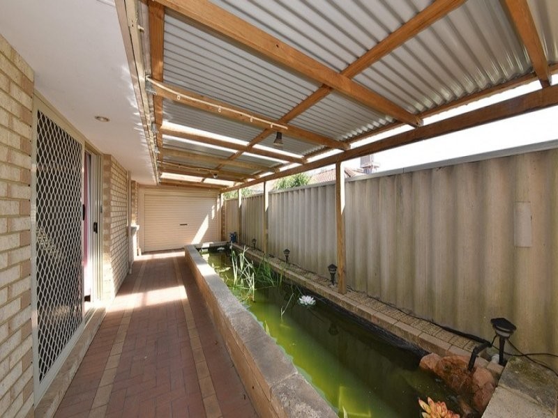 6 Kattamorda Pass, Sinagra WA 6065