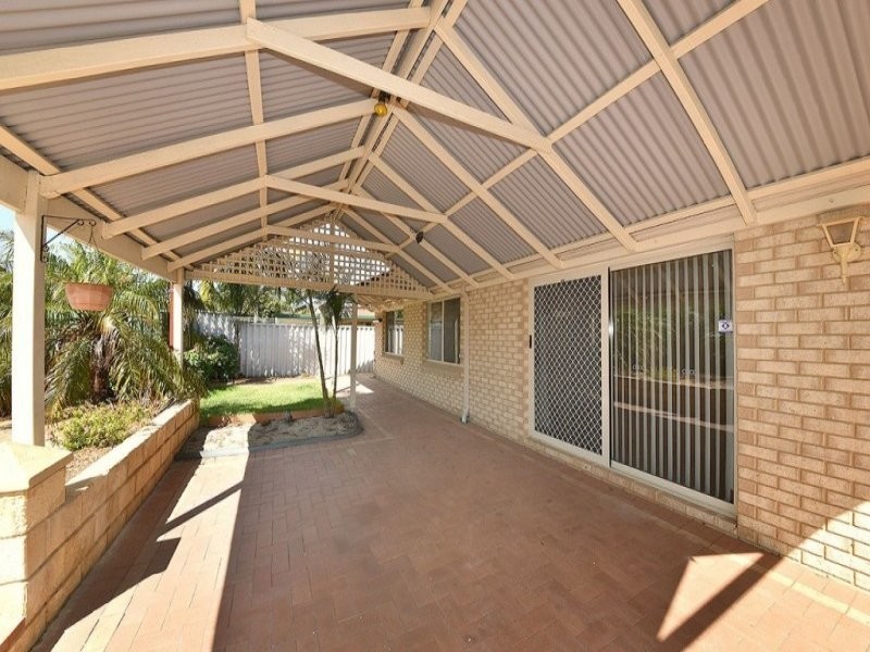 6 Kattamorda Pass, Sinagra WA 6065