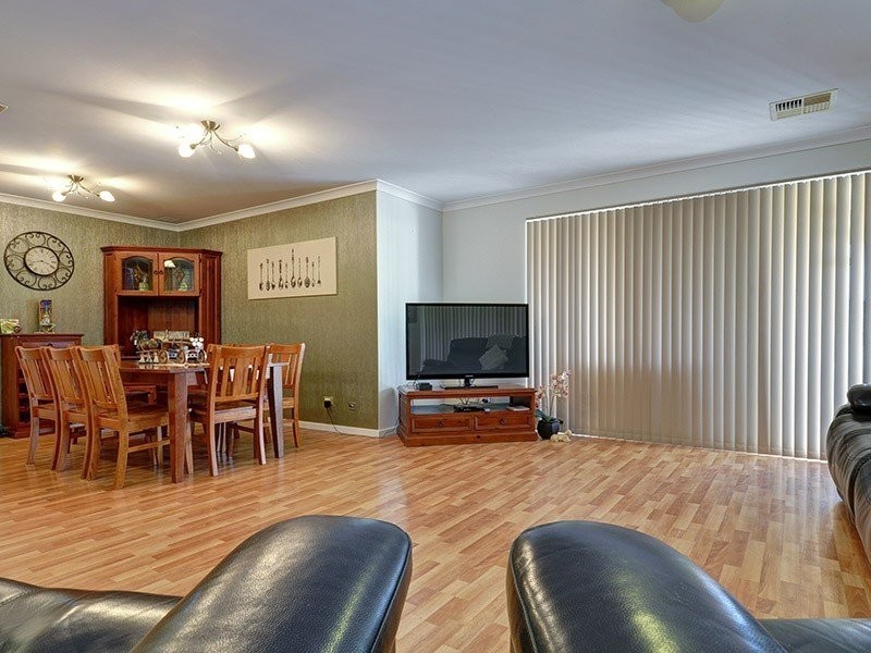 9 Witchetty Loop, Banksia Grove WA 6031