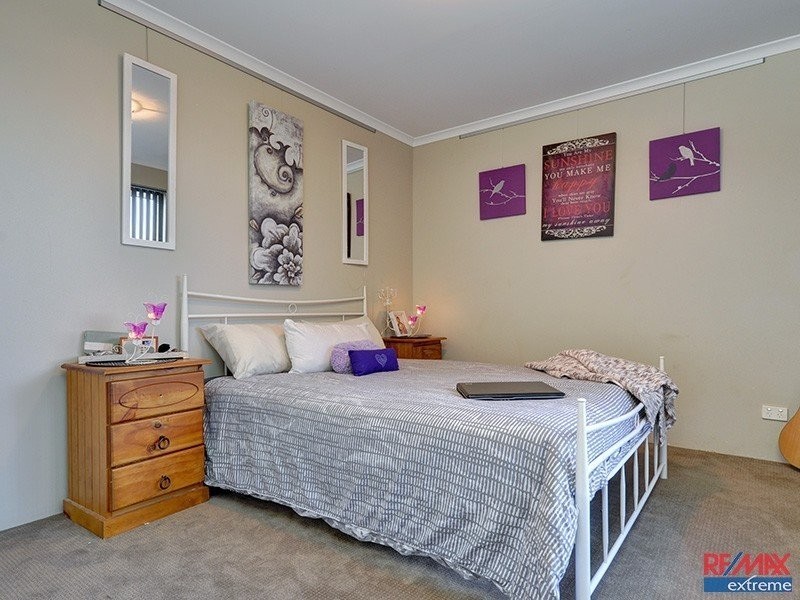 1 Cairo Way, Wanneroo WA 6065