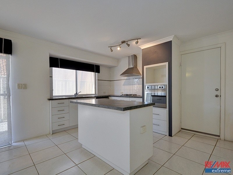 28 Crosthwait Circuit, Tapping WA 6065