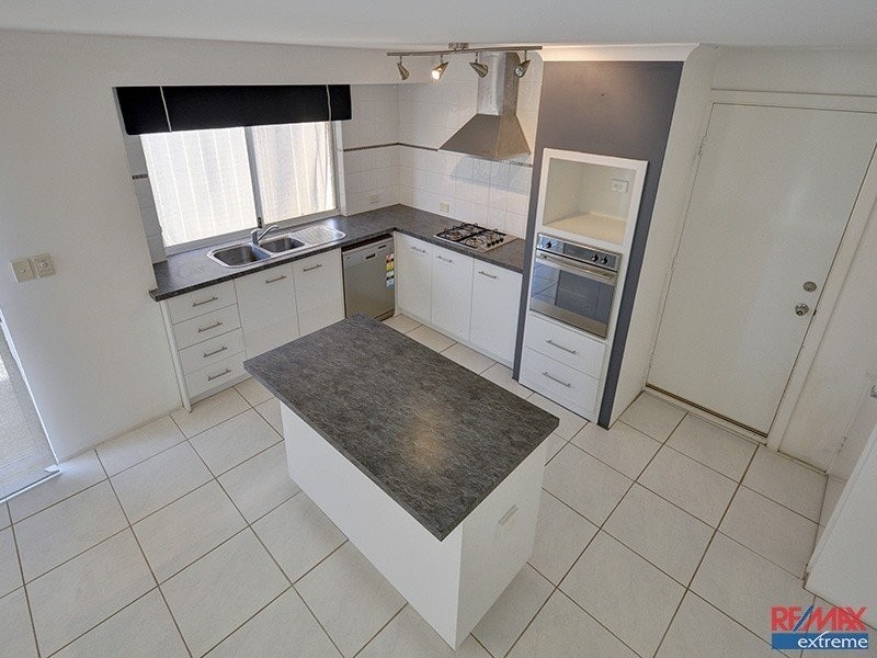 28 Crosthwait Circuit, Tapping WA 6065