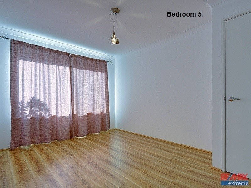 28 Crosthwait Circuit, Tapping WA 6065