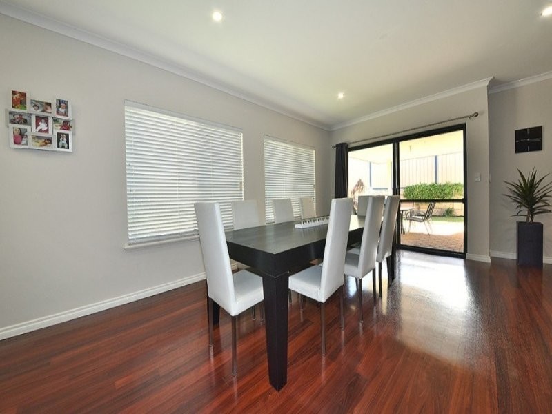 12 Coot Way, Tapping WA 6065
