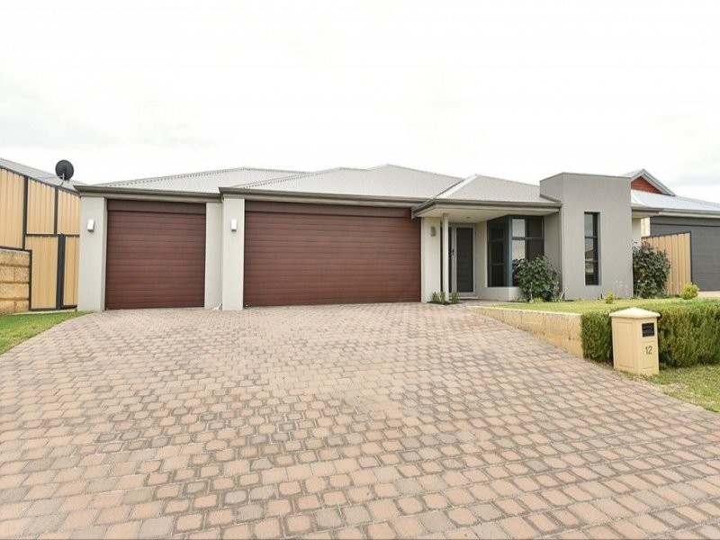 12 Coot Way, Tapping WA 6065