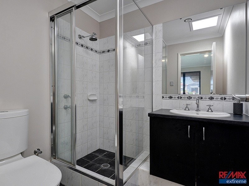 31 Sawtooth Bend, Banksia Grove WA 6031