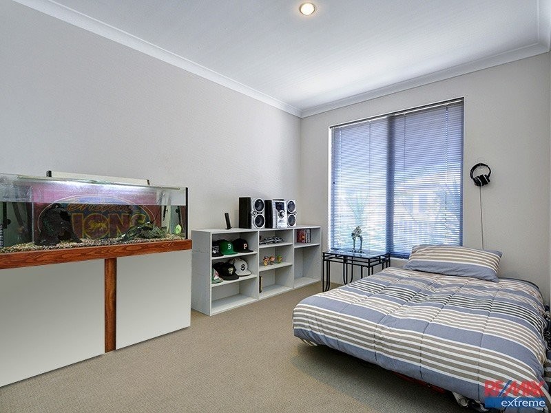 31 Sawtooth Bend, Banksia Grove WA 6031