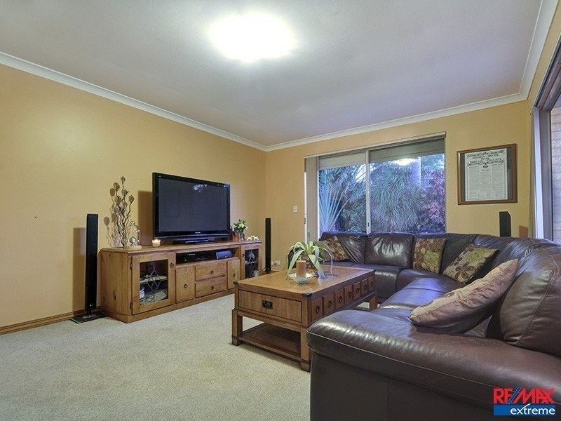 1 Siderno Rise, Hocking WA 6065