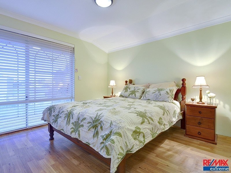 1 Siderno Rise, Hocking WA 6065