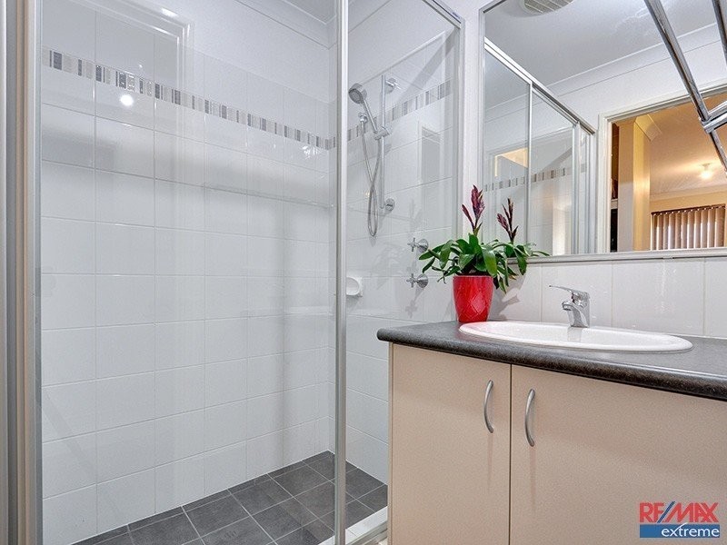 23 Glasshouse Drive, Banksia Grove WA 6031