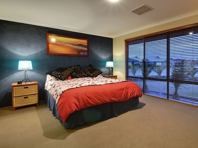 2 Vermont Approach, Hocking WA 6065