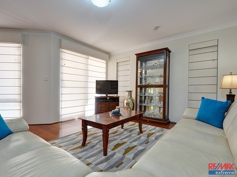 119 East Road, Hocking WA 6065