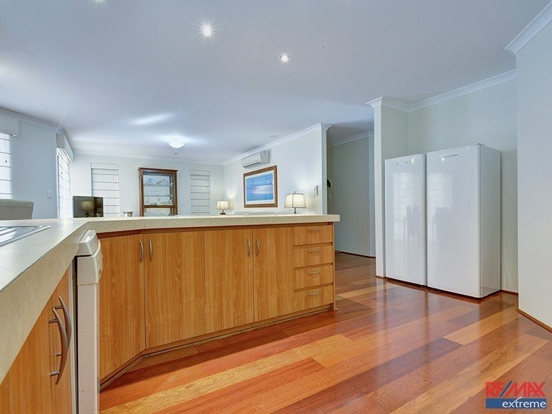 119 East Road, Hocking WA 6065