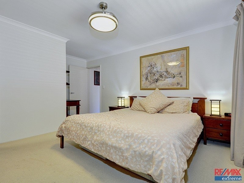 119 East Road, Hocking WA 6065