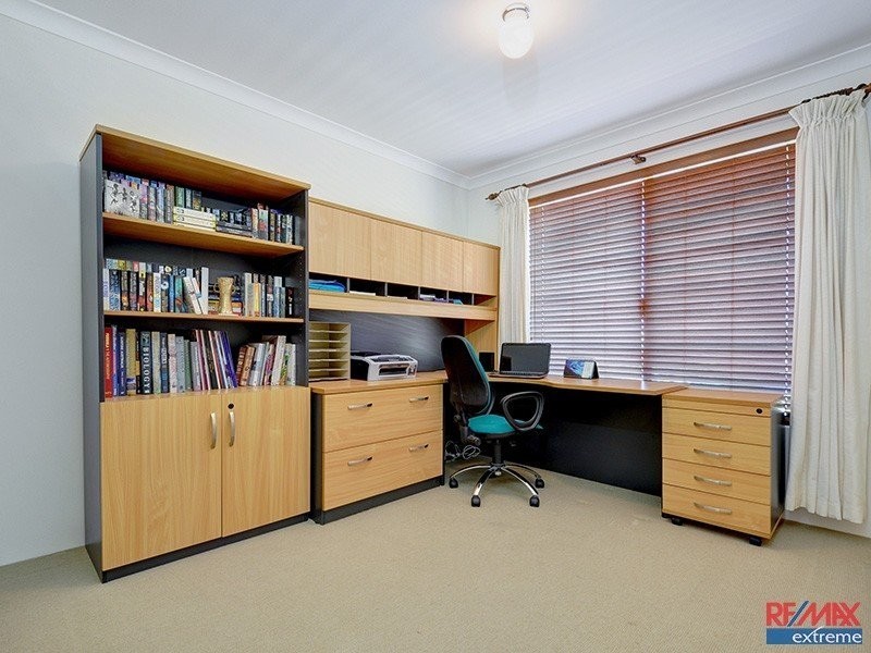 119 East Road, Hocking WA 6065