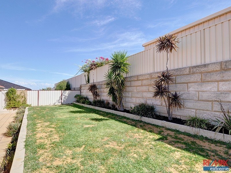 119 East Road, Hocking WA 6065