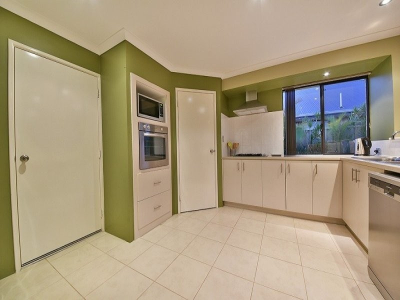 95 Da Vinci Drive, Tapping WA 6065