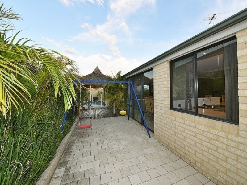 95 Da Vinci Drive, Tapping WA 6065