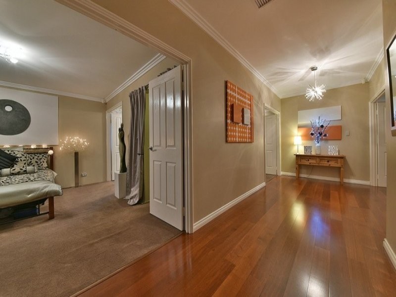 15 Coolidge Gardens, Tapping WA 6065