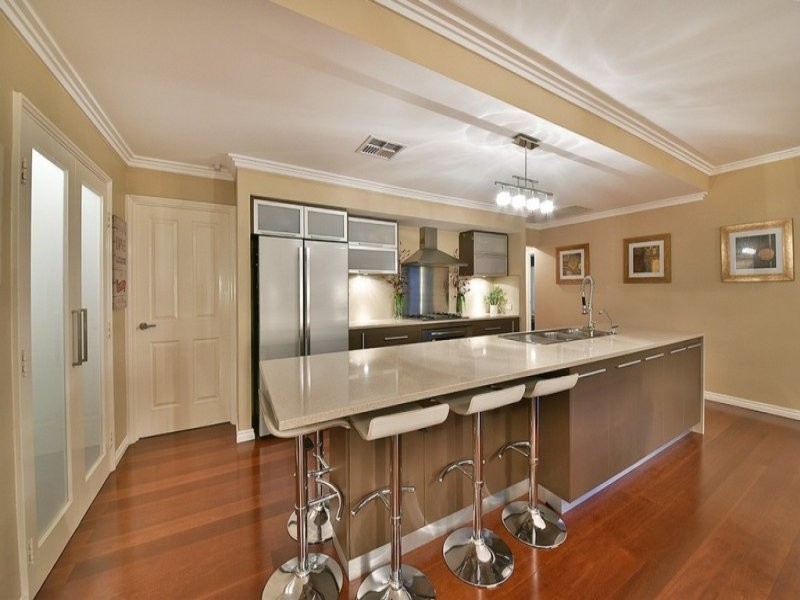 15 Coolidge Gardens, Tapping WA 6065