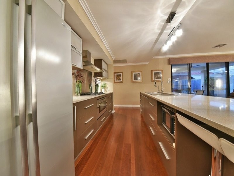 15 Coolidge Gardens, Tapping WA 6065