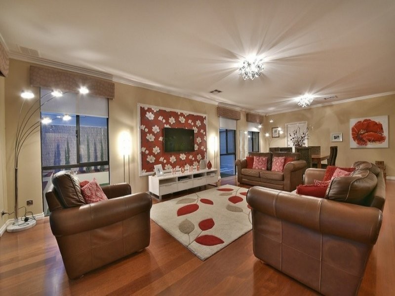 15 Coolidge Gardens, Tapping WA 6065