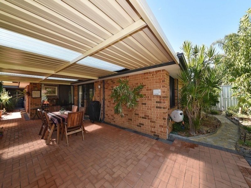 6 Kurnalpi Turn, Wanneroo WA 6065