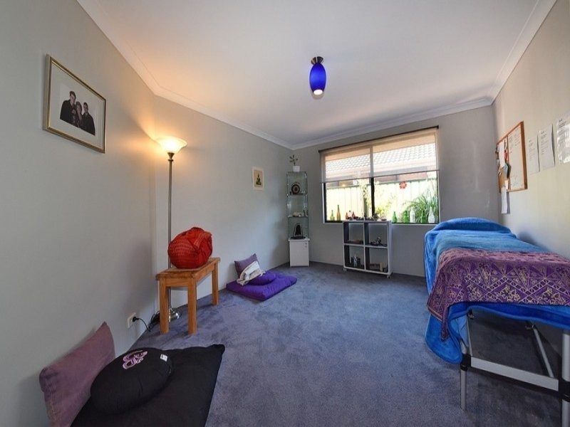 6 Kurnalpi Turn, Wanneroo WA 6065