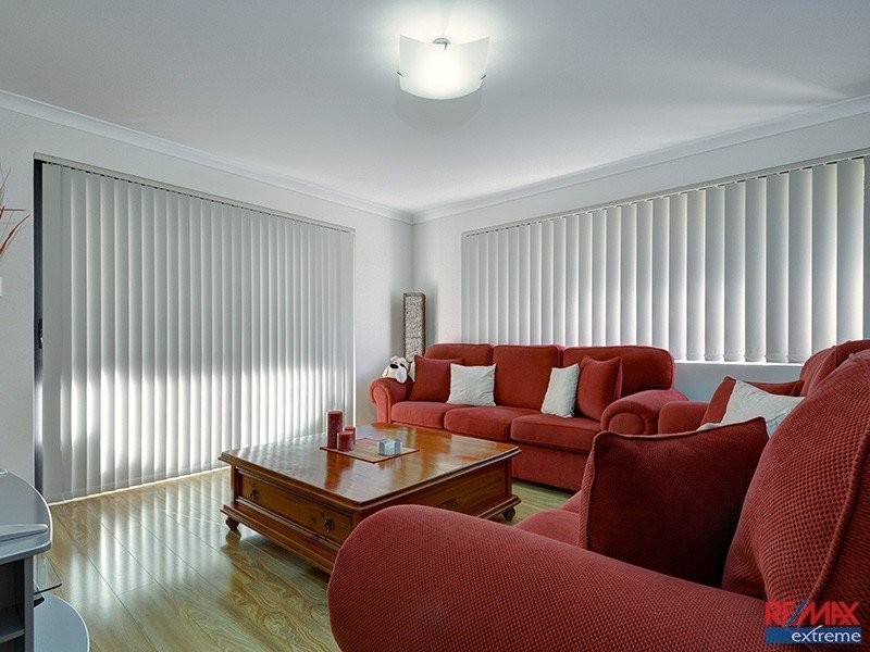 15 Verdello Way, Pearsall WA 6065