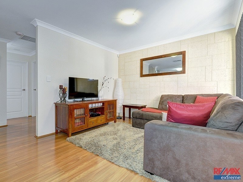 16 Bonnard Crescent, Ashby WA 6065