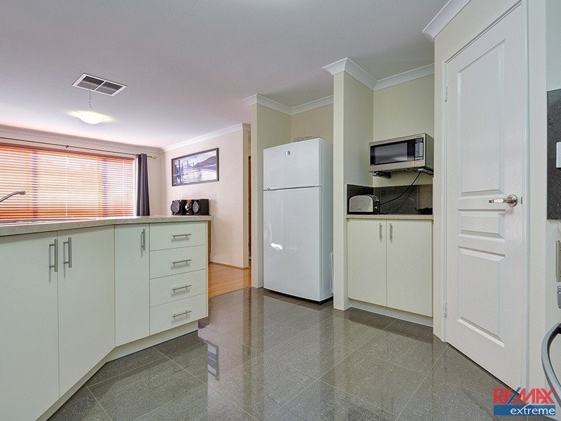 16 Bonnard Crescent, Ashby WA 6065