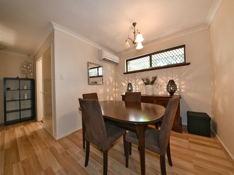 8 Towerhill Road, Alexander Heights WA 6064