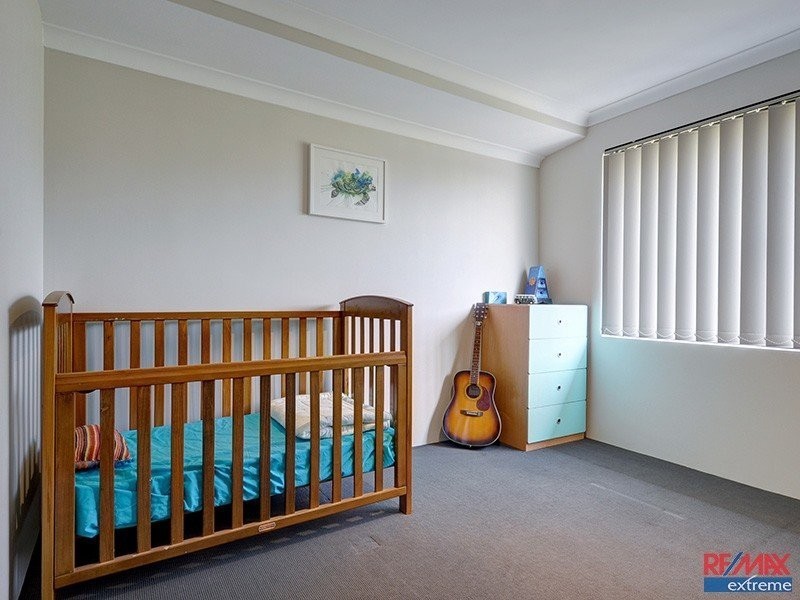 15 Salzburg Way, Wanneroo WA 6065