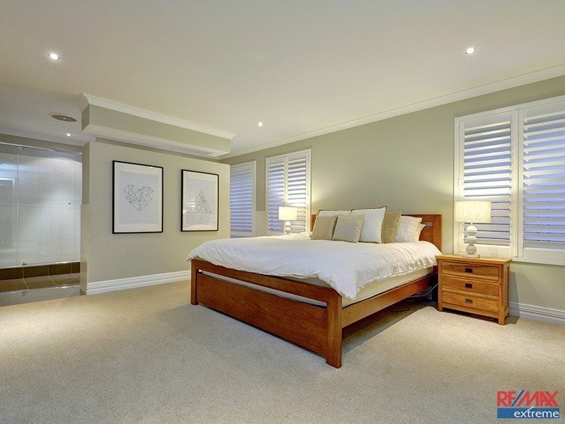 20 Toledo Drive, Hocking WA 6065