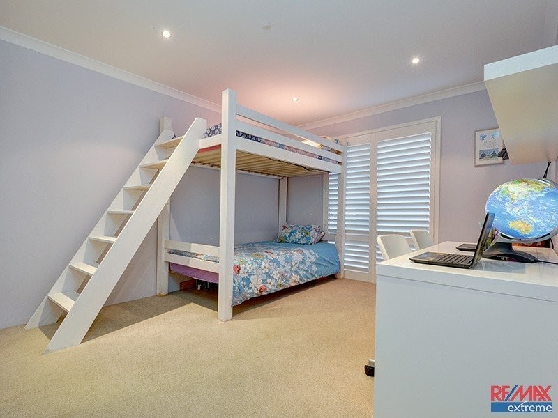 20 Toledo Drive, Hocking WA 6065