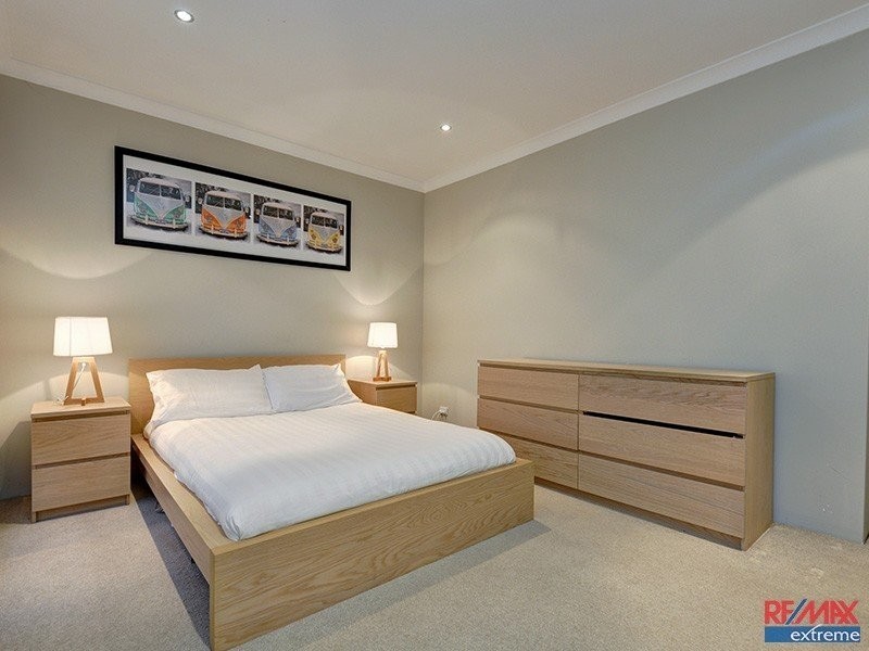 20 Toledo Drive, Hocking WA 6065