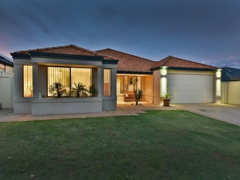 57 Yandella Promenade, Tapping WA 6065