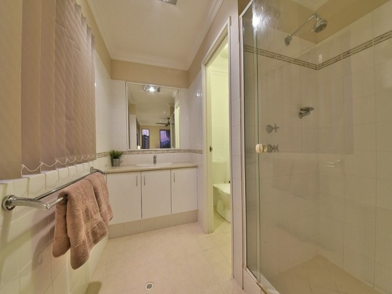 57 Yandella Promenade, Tapping WA 6065