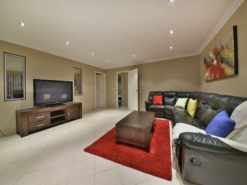 57 Yandella Promenade, Tapping WA 6065