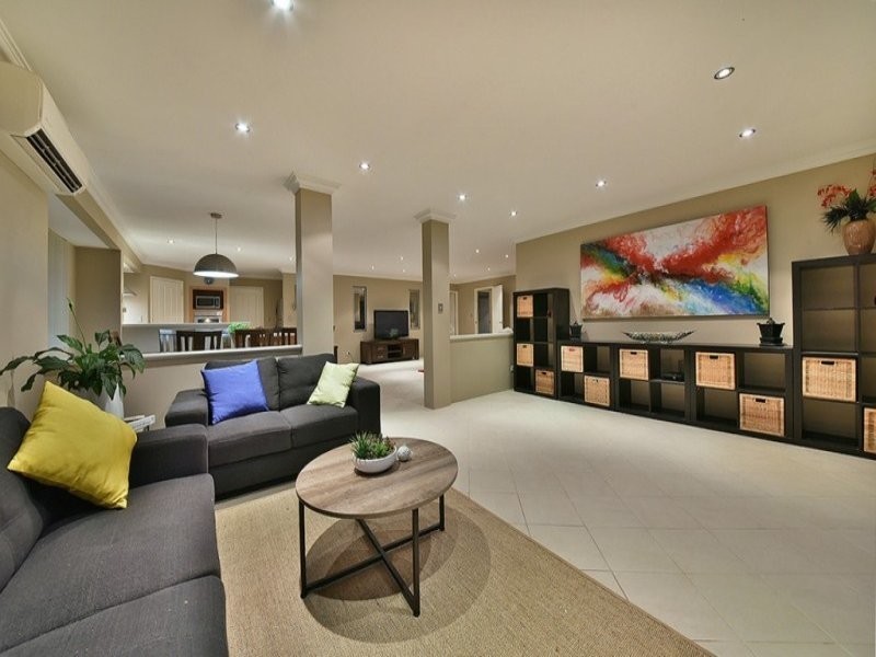 57 Yandella Promenade, Tapping WA 6065