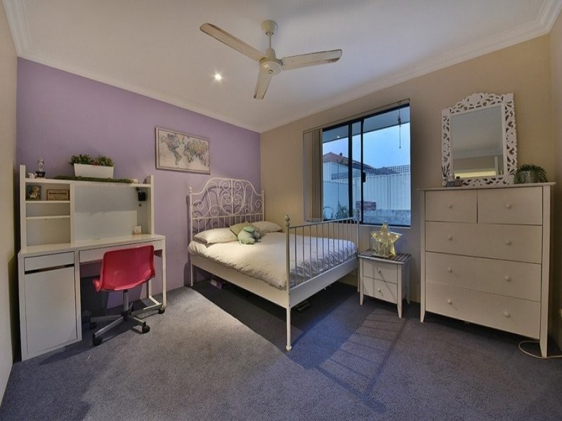 57 Yandella Promenade, Tapping WA 6065