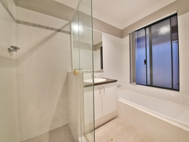 57 Yandella Promenade, Tapping WA 6065