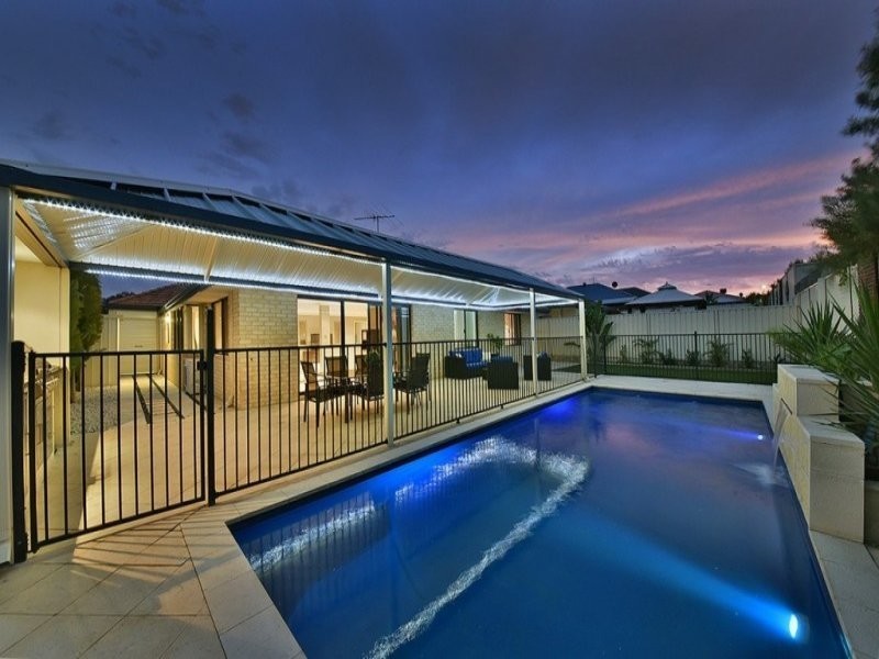 57 Yandella Promenade, Tapping WA 6065